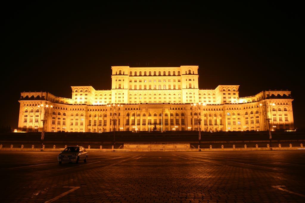 Color Apartments Franceza St Bukarest Exterior foto